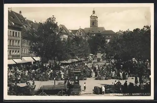 AK Schweinfurt, Marktplatz am Markttag, Partie an der Wettersäule