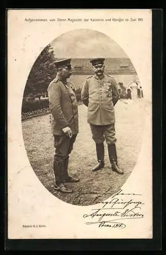 AK Kaiser Wilhelm II. in Uniform mit Orden nebst Generalfeldmarschall Paul von Hindenburg in Uniform mit Zigarette 1915