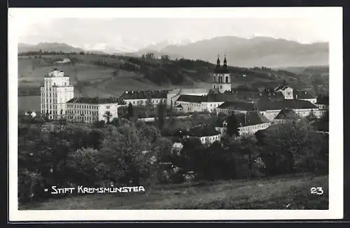 AK Kremsmünster, Blick auf das Stift