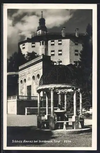 AK Amras bei Innsbruck, Brunnen am Schloss