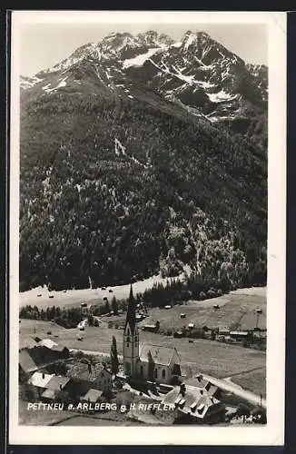 AK Pettneu a. Arlberg, Ortsansicht g. H. Riffler