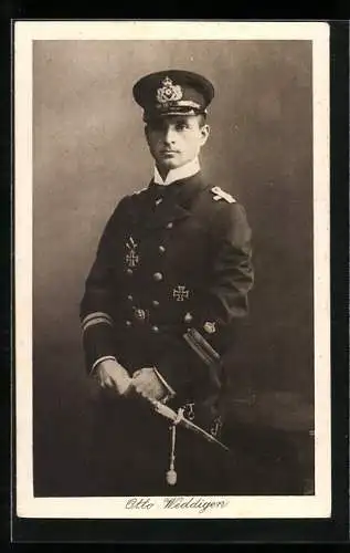 AK Otto Weddigen in Uniform, Kapitänleutnant mit Orden