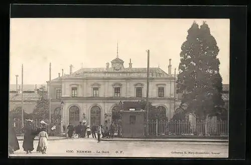 AK Rennes, La Gare, Bahnhof