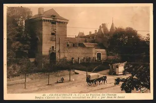 AK Chateaubriant, Le Pavillon des Champs, Donjon d`Entrée du Château