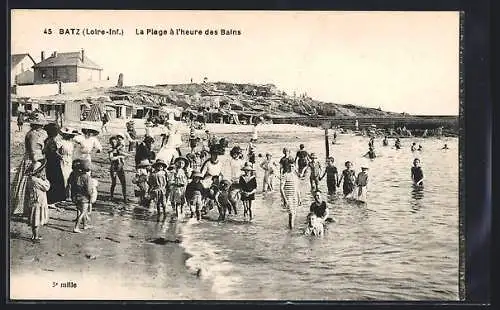 AK Batz /Loire-Inf., La Plage à l`heure des Bains