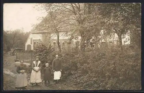 Foto-AK Oberholzheim, Gehöft 1912