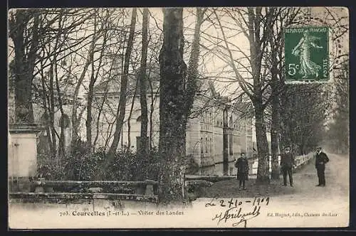 AK Courcelles, Vue de l`entrée du domaine des landes en hiver