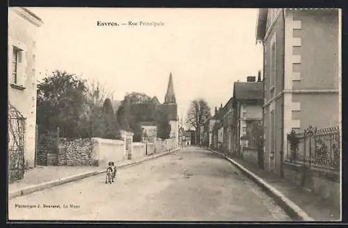 AK Esvres, Rue Principale avec un chien et vue sur l`église