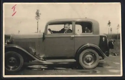 Foto-AK Auto auf der Fahrt nach Travemünde, Ostern 1937