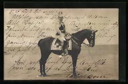 AK uniformierter Kaiser Wilhelm II. mit Pickelhaube auf seinem Pferd sitzend