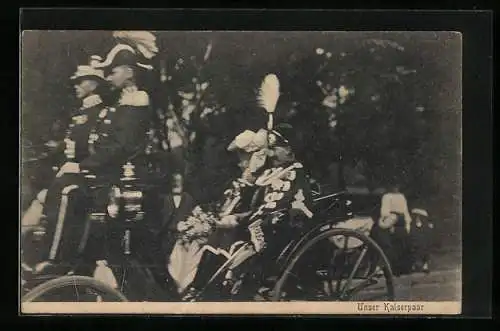 AK Kaiserpaar Wilhelm II. im Pferdewagen