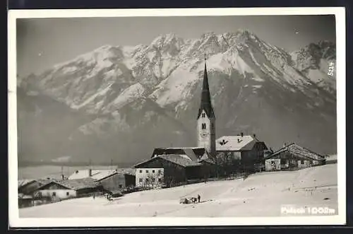 AK Patsch, Ortsansicht mit Kirche gegen die Berge