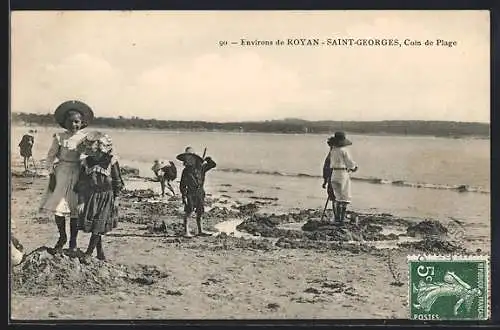 AK Saint-Georges, Coin de plage avec des enfants jouant sur le sable