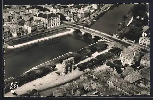 AK Saintes, La Charente et l`Arc de Triomphe