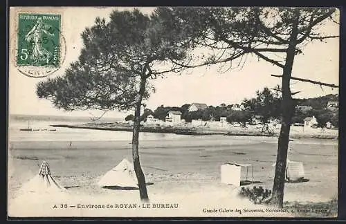 AK Royan, Le Bureau avec vue sur la plage et les pins