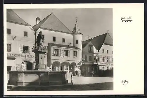 AK Grein, Hauptplatz mit Brunnen und Gasthof