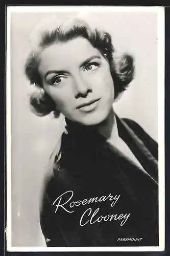 AK Schauspielerin Rosemary Clooney mit toller Frisur zur Seite schauend