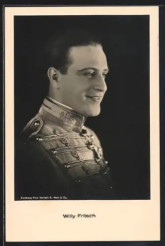 AK Schauspieler Willy Fritsch lächelnd in Uniform