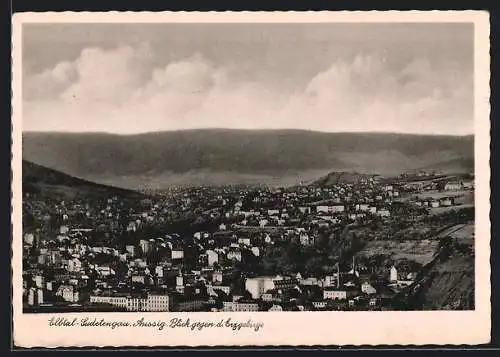 AK Aussig im Elbtal, Blick gegen das Erzgebirge