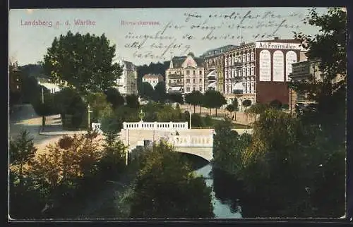 AK Landsberg a. d. Warthe, Bismarckstrasse mit Brücke und Anlage aus der Vogelschau