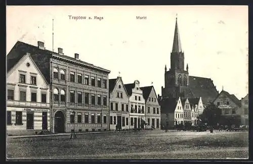 AK Treptow a. Rega, Markt mit Kirche und Restaurant