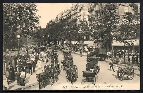 AK Paris, Le Boulevard de la Madeleine