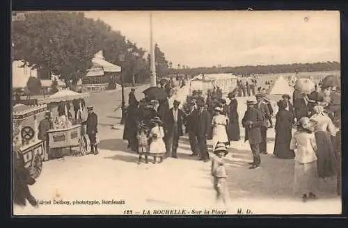 AK La Rochelle, Sur la Plage