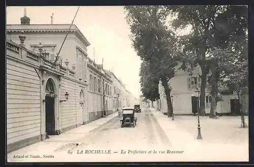 AK La Rochelle, La Préfecture et la rue Réaumur