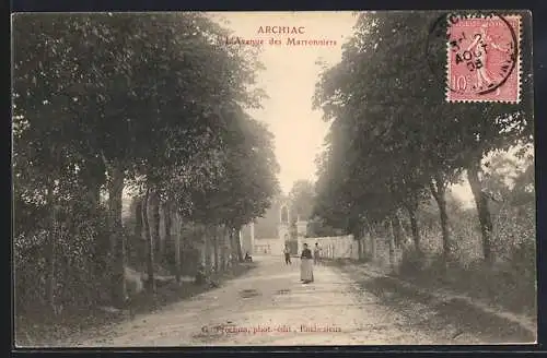 AK Archiac, L`Avenue des Marronniers