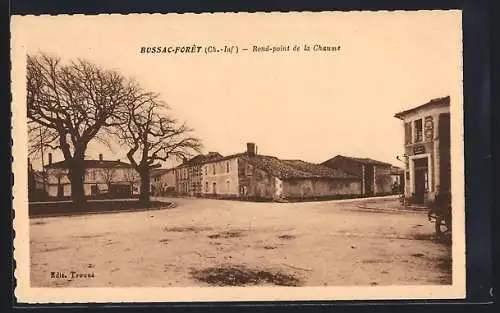 AK Bussac-Foret /Ch.-Inf., Rond-point de la Chaume