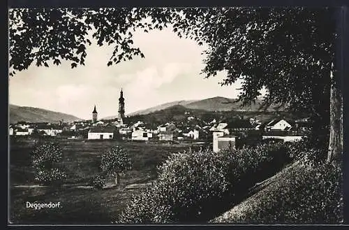 AK Deggendorf, Ortsansicht aus der Ferne