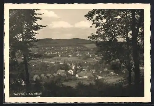 AK Warstein im Sauerland, Totalansicht von einen Berg aus