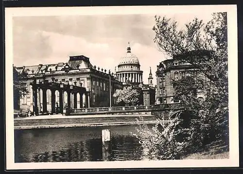 AK Potsdam, Stadtschloss, Nikolaikirche u. Palast-Hotel