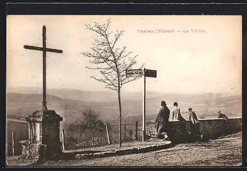 AK Ouroux /Nièvre, La Vallée