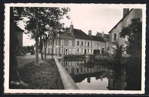 AK Moulins-Engilbert, Route de Chateau-Chinon