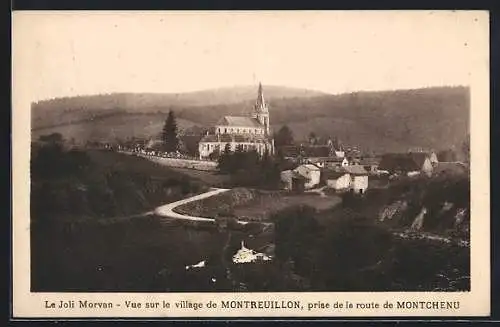 AK Montreuillon, Le Joli Morvan, Vue sur le village prise de la route de Montchenu