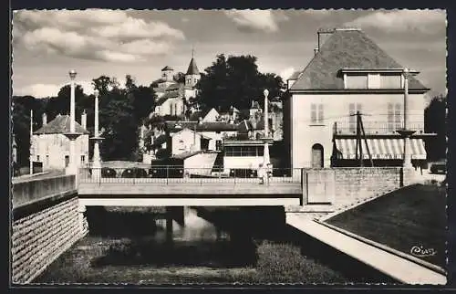 AK Châtillon-sur-Seine, La Seine et l`Eglise St. Vorles