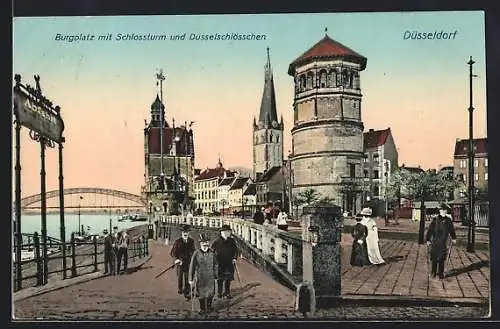 AK Düsseldorf, Burgplatz mit Schlossturm und Düsselschlösschen