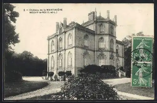 AK Neuvy-le-Roi, Chateau de la Martinière