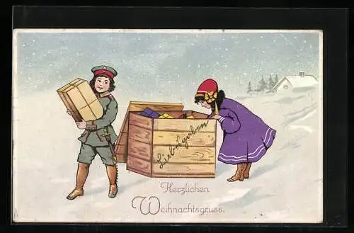 AK Soldat und Frau an Kiste mit Feldpostpaketen, Weihnachtsgruss