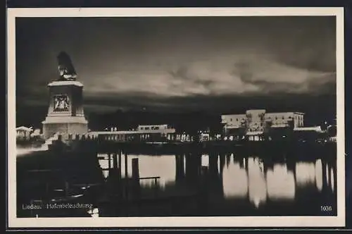 AK Lindau / Bodensee, Löwendenkmal im Abendlicht