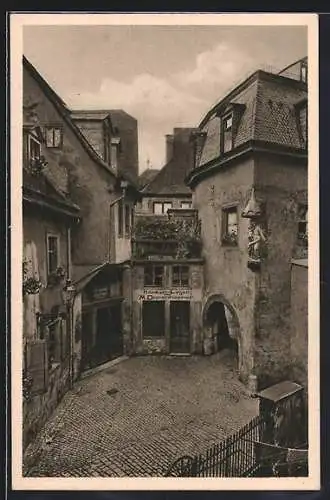 AK Würzburg, Strassenblick Dettelbachergasse mit Bauernhof