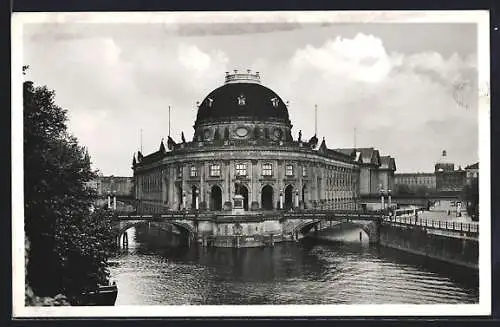 AK Berlin, Kaiser Friedrich-Museum