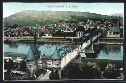 AK Traben-Trarbach, Ortsansicht aus der Vogelschau mit Moselbrücke