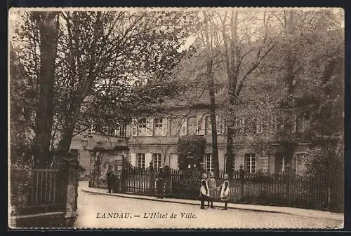 AK Landau / Pfalz, L`Hotel de Ville