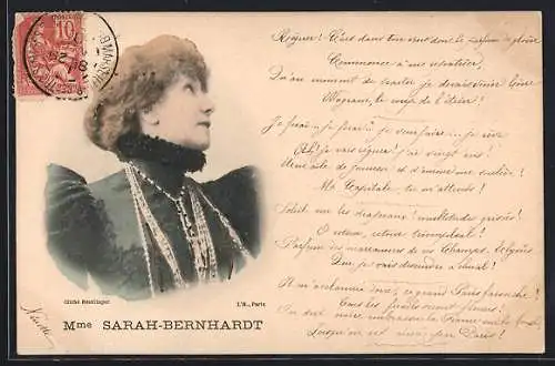 AK Schauspielerin Sarah Bernhardt im Kleid mit hochschliessendem Kragen