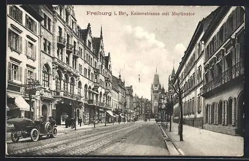 AK Freiburg i. Br., Kaiserstrasse mit Martinstor