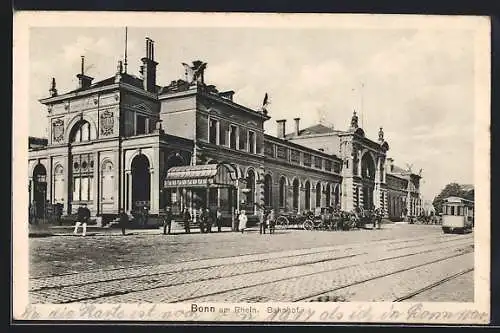 AK Bonn am Rhein, Partie am Bahnhof mit Strassenbahn