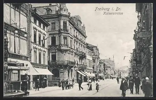 AK Freiburg i. Br., Blick in die Kaiserstrasse