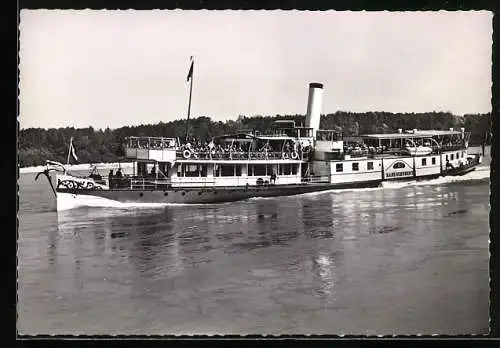 AK Dampfer Franz Schubert der ersten Donau-Dampfschifffahrtsgesellschaft